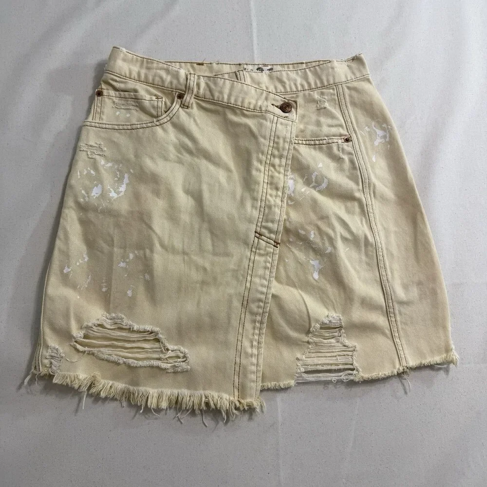 Free People Women's Butter Cream Denim Distressed Parker Wrap Skirt Size 31
